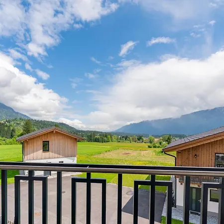 Ferienhaus Obermoeschach 10 *